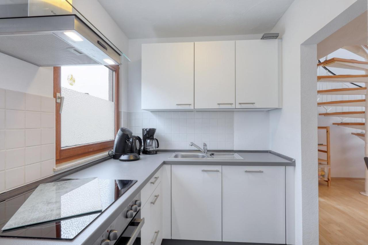 Seepark Kirchheim Ferienhaus Bei Vera Mit Sauna Екстериор снимка