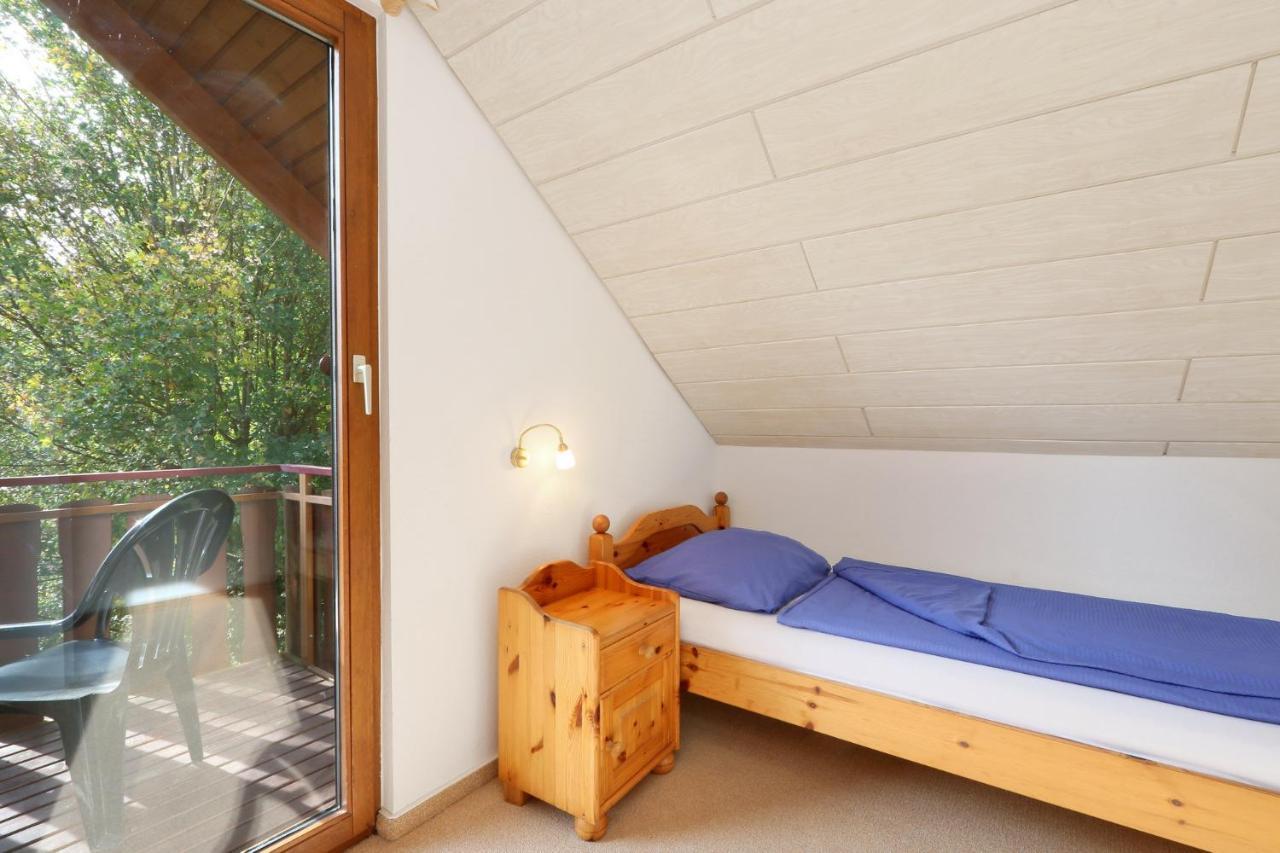 Seepark Kirchheim Ferienhaus Bei Vera Mit Sauna Екстериор снимка